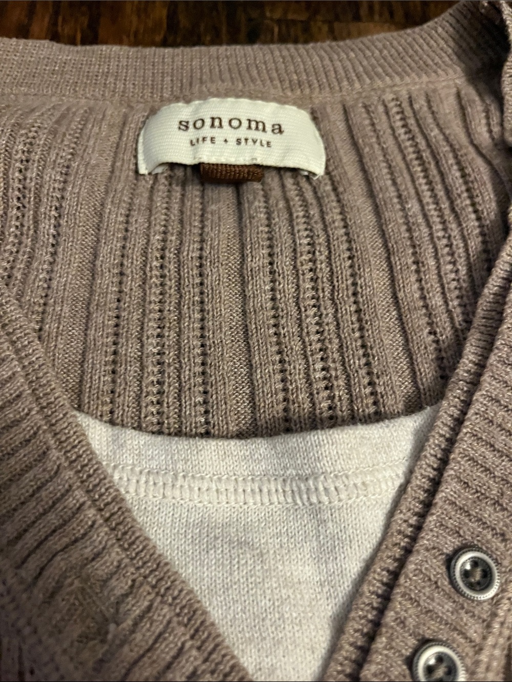 Beige Ribbed Button Up Henley Fall Top 2000s Size Medium - Picture 2 of 3